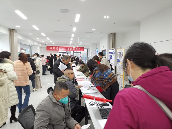 小武再出新招！多措并舉助力農民工返崗就業 第2張