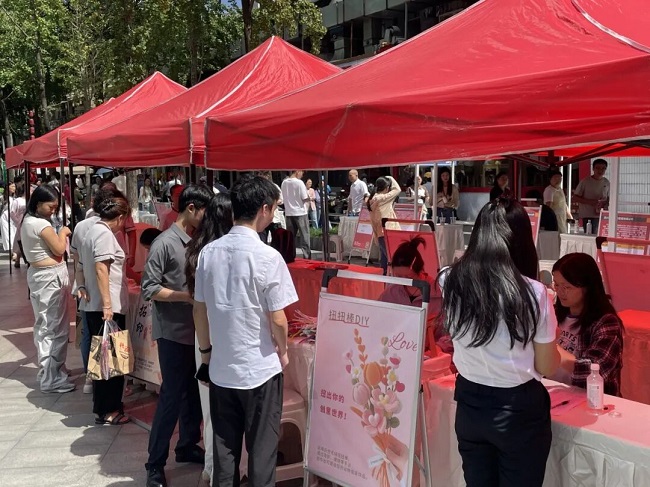 “家門口”的一站式服務！瑞方人力助力打造火車南站街道錦官新城社區特色就業IP 第4張