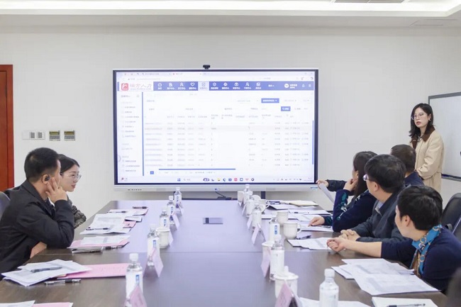 國家統(tǒng)計(jì)局服務(wù)業(yè)調(diào)查中心分析研究處處長、一級(jí)調(diào)研員展國殿一行蒞臨瑞方人力考察調(diào)研 第2張